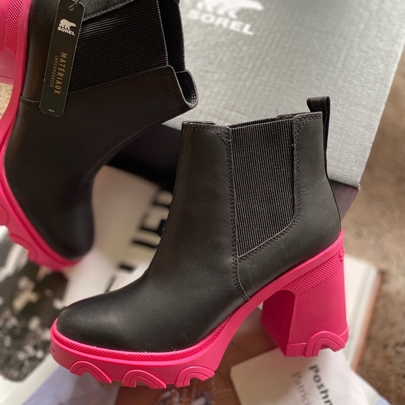 Sorel Brex Heel Chelsea Bootie - Picture 9 of 14